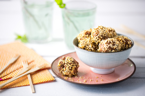 Les boulettes de bœuf sauce miel, soja, sésame par Elivia PROFESSIONNELS